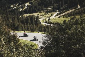 Die Silvrettahochalpenstraße - nur eine der Traumrouten rund um das Paznaun. Foto: Tourismusverband Ischgl